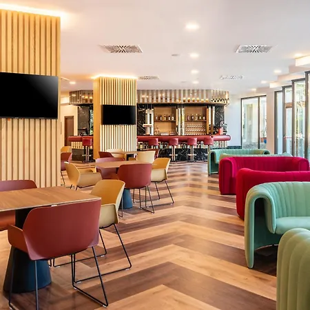 Vibra Beverly Playa Hotel 4*
